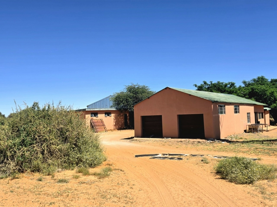 Commercial Property for Sale in Olifantshoek Rural Northern Cape